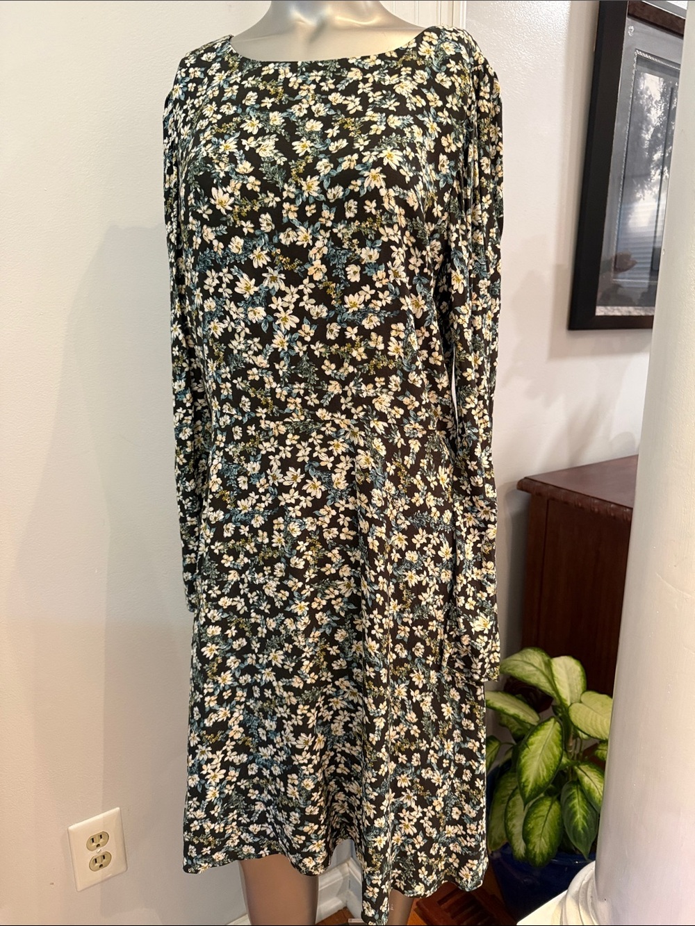 LOFT Black Floral Long-Sleeve A-Line Dress
